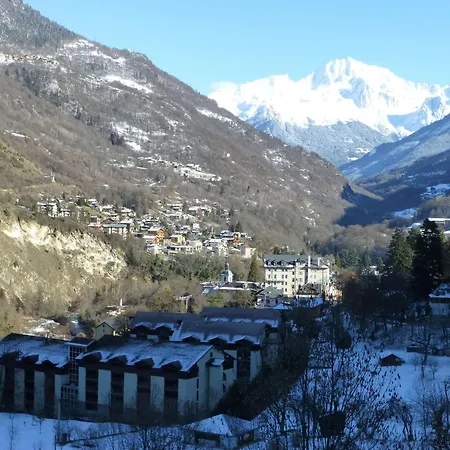 : 4 Pers, Balcon Ouest, Parking, Animaux Admis Apartment